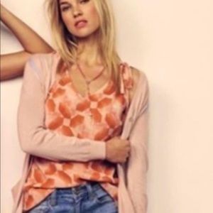 Cabi #5358 NWT Pinwheel Top Large